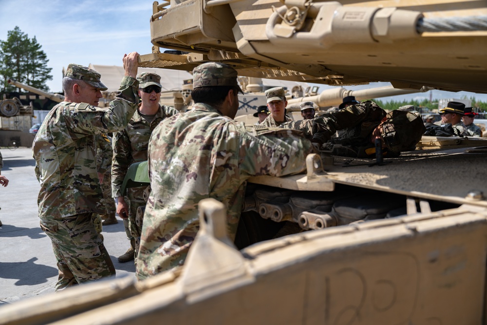 Maj. Gen. David Doyle Visits Soldiers in Lithuania