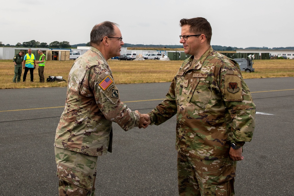 Michigan National Guard senior leaders recognize Airmen