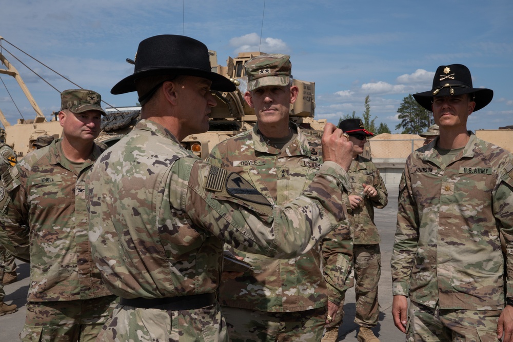 U.S. Congressional delegation visits 4th Infantry Division, 1st Cavalry Division Soldiers in Pabrade, Lithuania