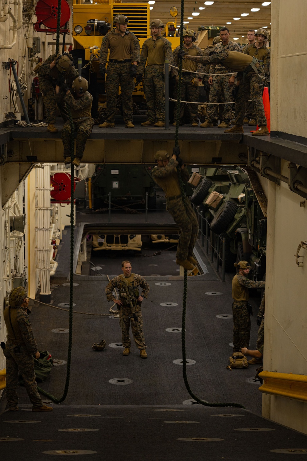 Battalion Landing Team 2/1 Fast Ropes