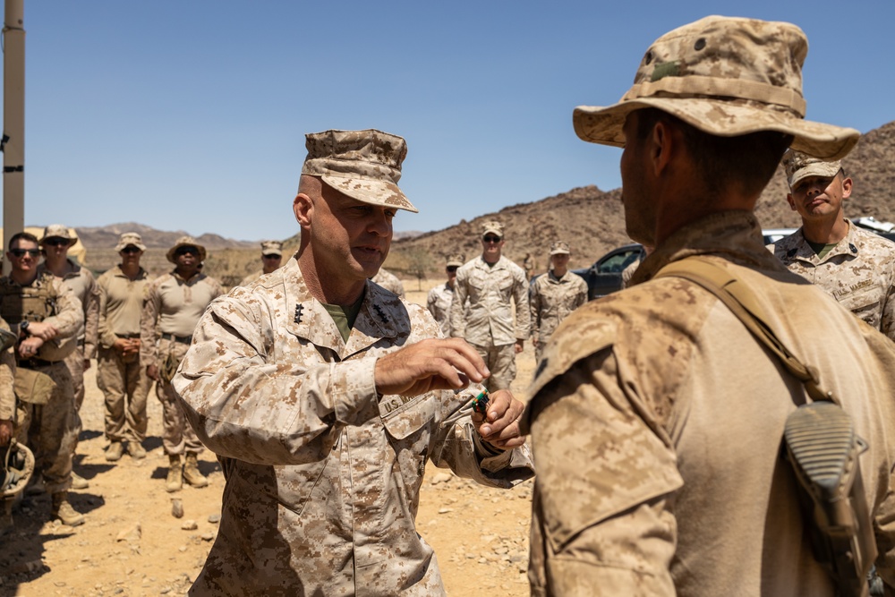 ITX 4-23: Lieutenant General David Bellon and Sergeant Major Carlos Ruiz visit Integrated Training Exercise 4-23