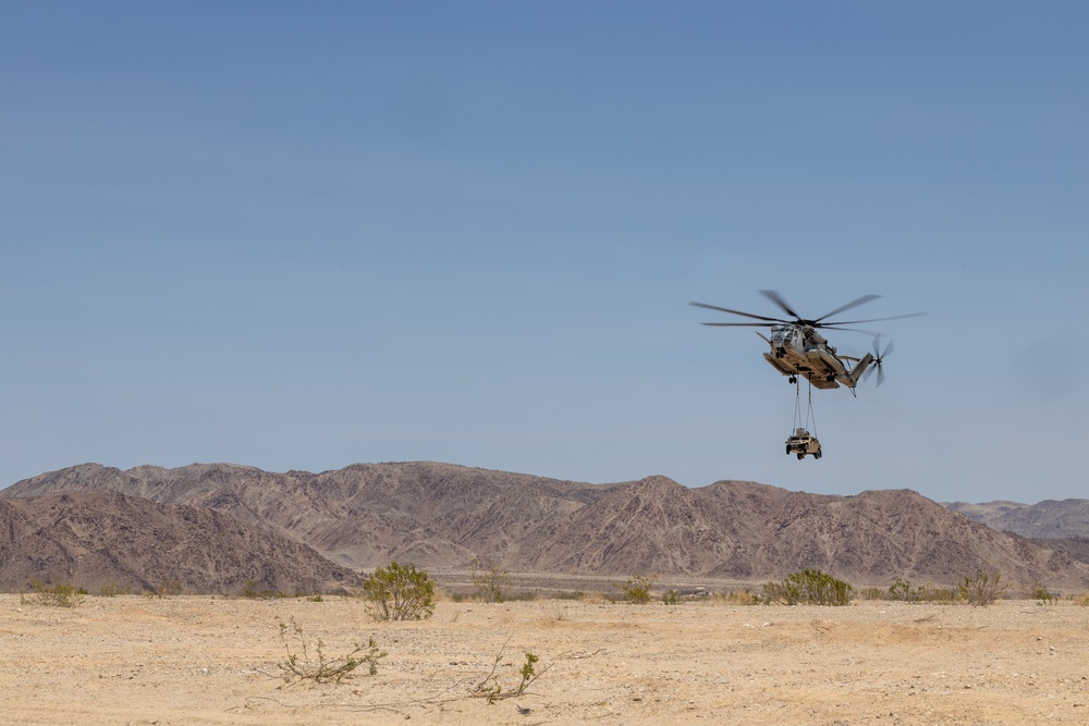 ITX 4-23: Lieutenant General David Bellon and Sergeant Major Carlos Ruiz visit Integrated Training Exercise 4-23