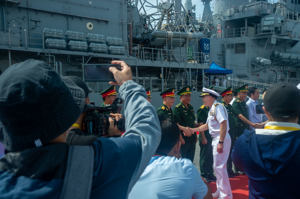 USS Ronald Reagan Carrier Strike Group visits Vietnam