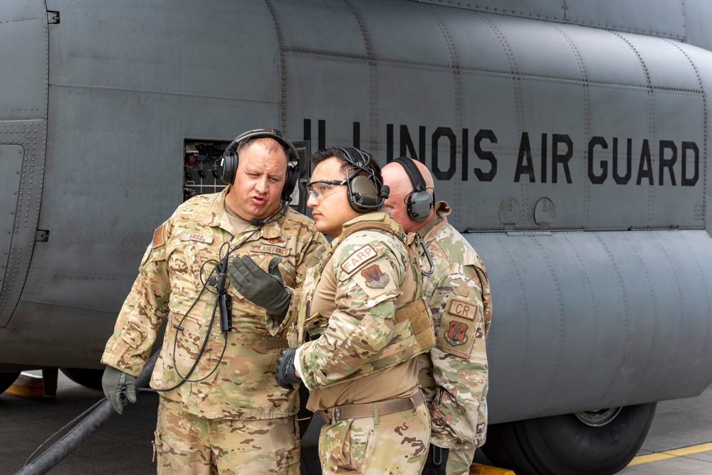 U.S. Airmen refuel an A-10 Thunderbolt from a C-130 Hercules