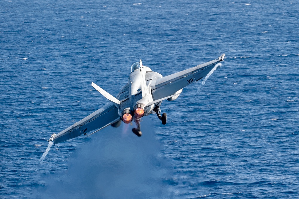 USS Ronald Reagan (CVN 76) conducts flight operations