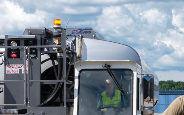 ACE: Fueling B-52 at Griffiss