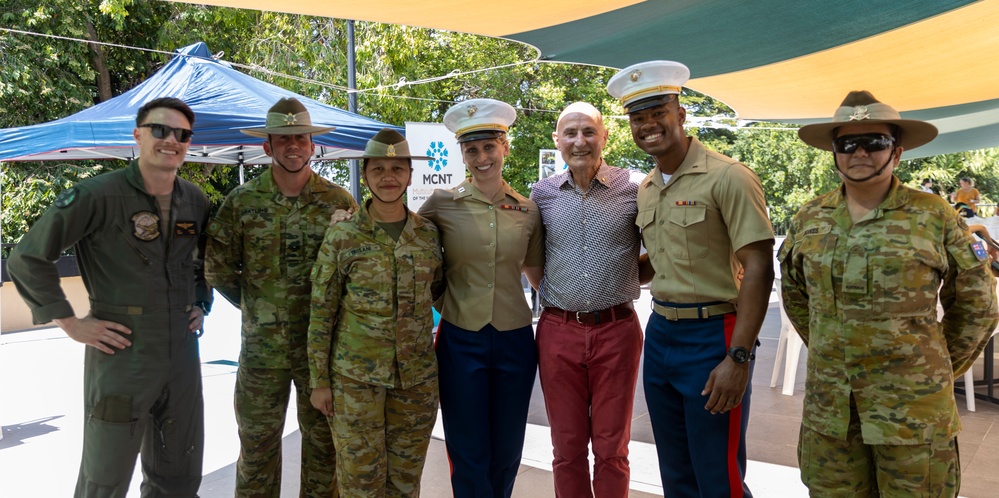 U.S. Marines with MRF-D visit the Northern Territory Government House