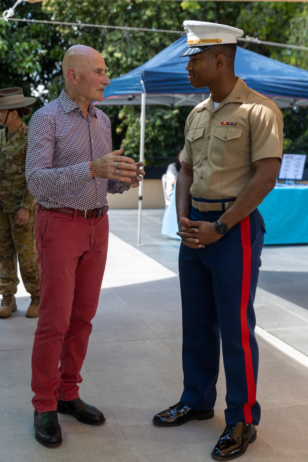 U.S. Marines with MRF-D visit the Northern Territory Government House