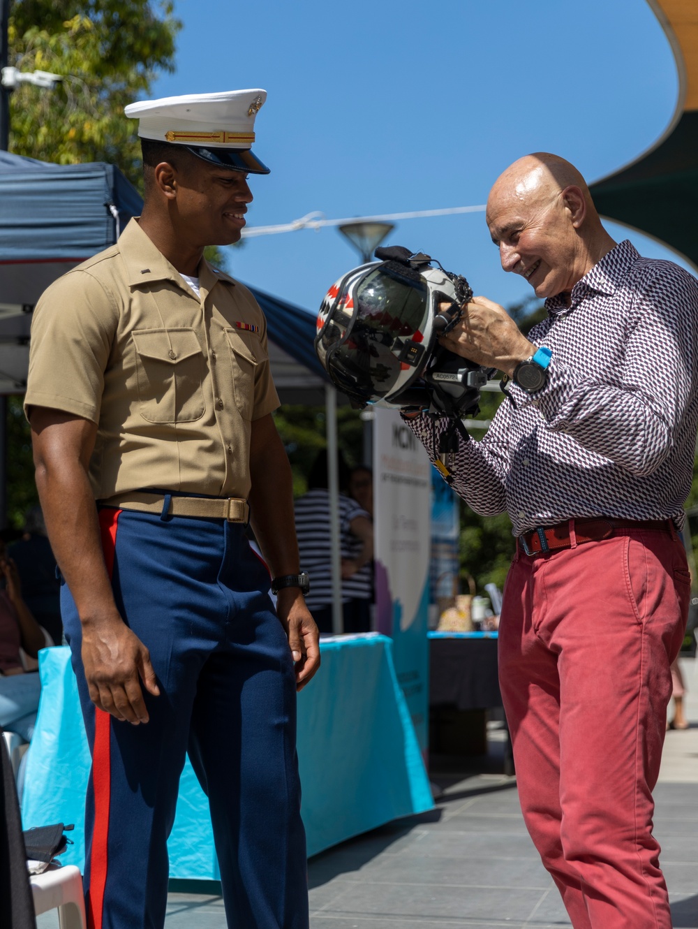 U.S. Marines with MRF-D visit the Northern Territory Government House