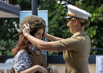 U.S. Marines with MRF-D visit the Northern Territory Government House
