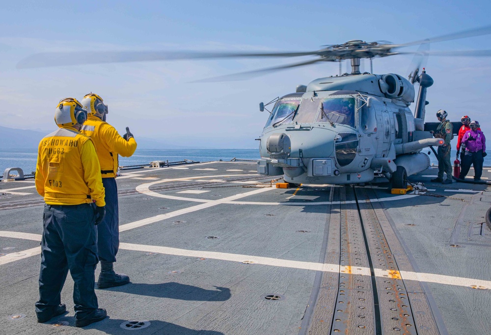 USS Howard (DDG 83) Flight Quarters