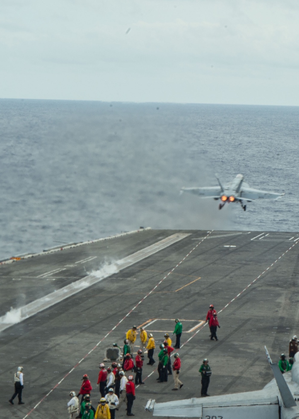 USS Ronald Reagan (CVN 76) conduct flight operations in the South China Sea