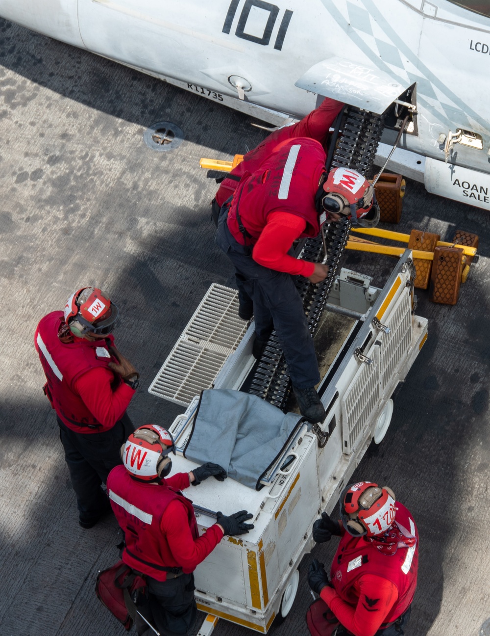 USS Ronald Reagan (CVN 76) conducts flight operations