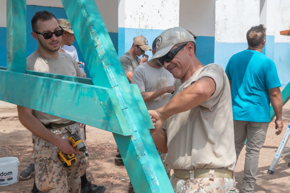 VMM-364 (REIN) Volunteer With Civil Affairs In Djibouti