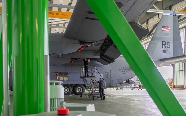 86 MXS revolutionizes aircraft maintenance with cutting-edge system