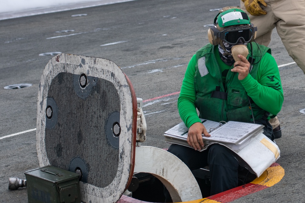 USS Ronald Reagan (CVN 76) conducts flight operations