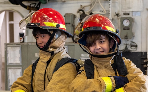 USS America (LHA 6) Holds A Childrens Hospital Visit
