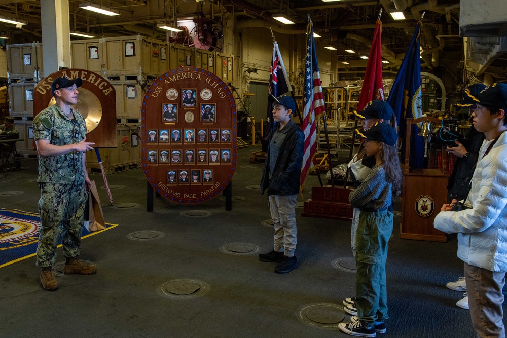 USS America (LHA 6) Hold A Childrens Hospital Visit