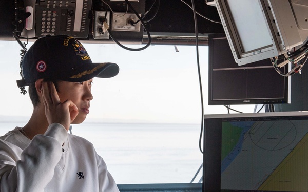 USS America (LHA 6) Hold A Childrens Hospital Visit