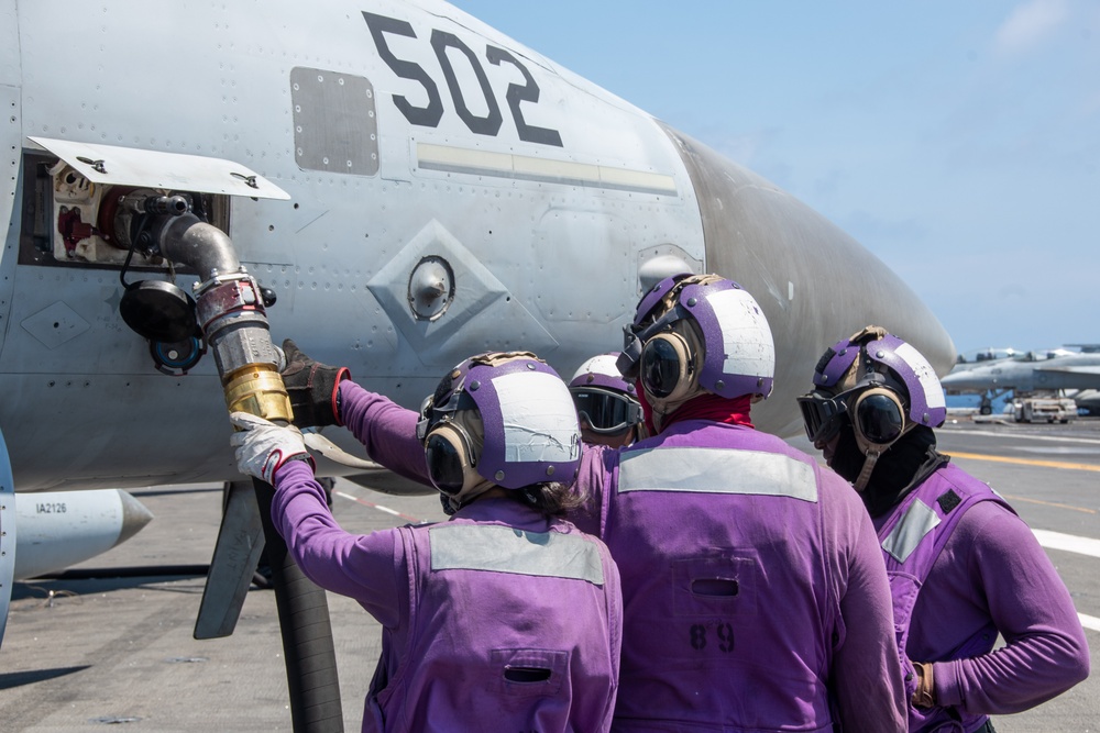 USS Ronald Reagan (CVN 76) conducts flight operations