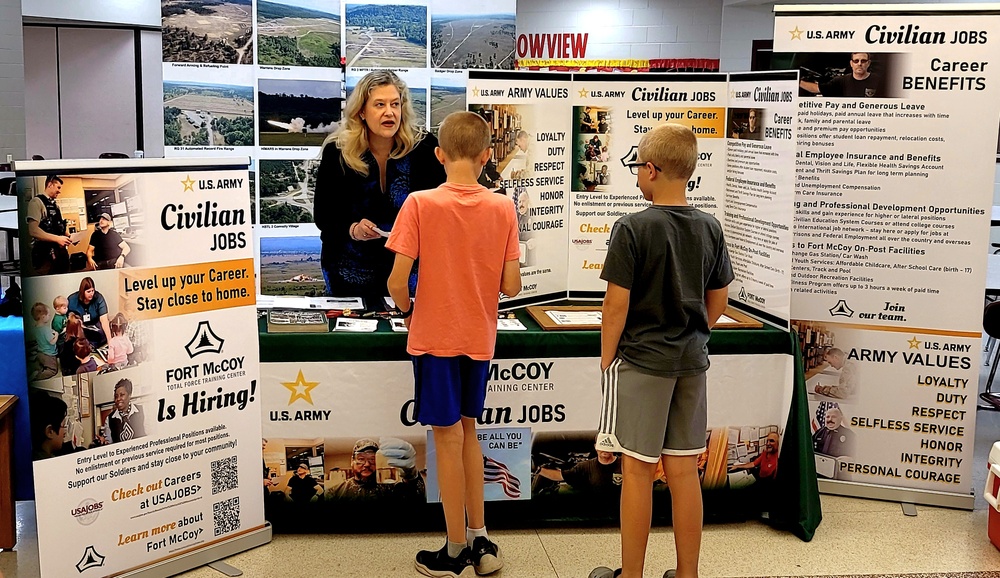 Fort McCoy personnel support special STEMKAMP event at Wisconsin school