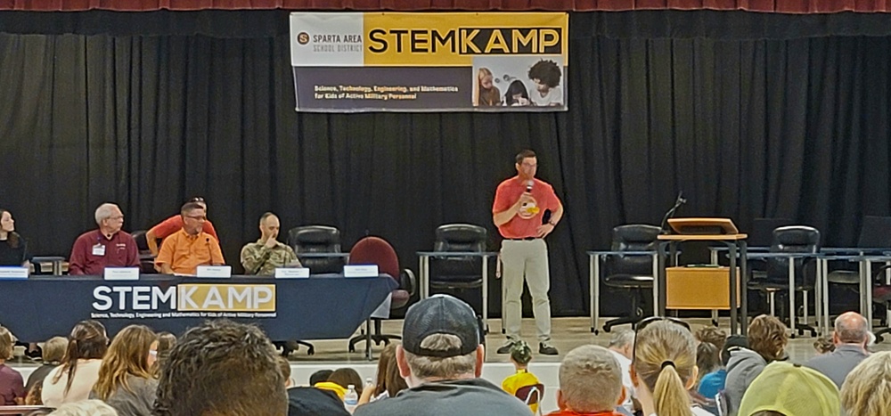 Fort McCoy personnel support special STEMKAMP event at Wisconsin school