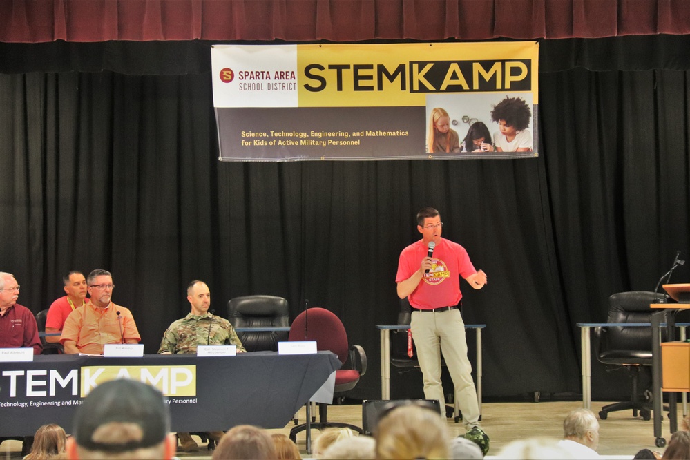 Fort McCoy personnel support special STEMKAMP event at Wisconsin school