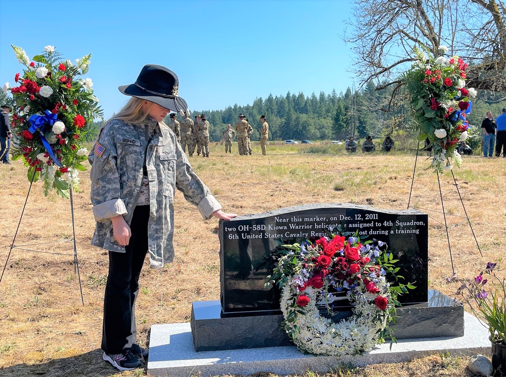 Civilian community dedicates memorial for 2011 JBLM helicopter crash