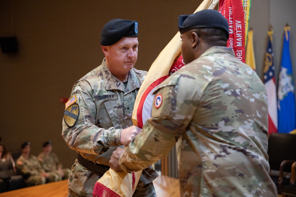 DVIDS - Images - 1st TSC welcomes new commanding general [Image 4 of 5]