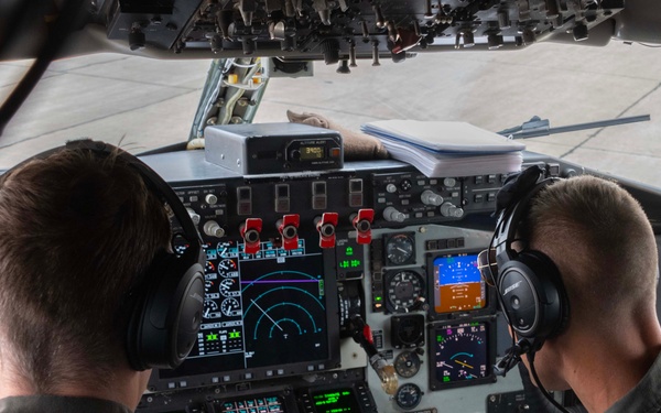 ACE: KC-135 fuels a B-52