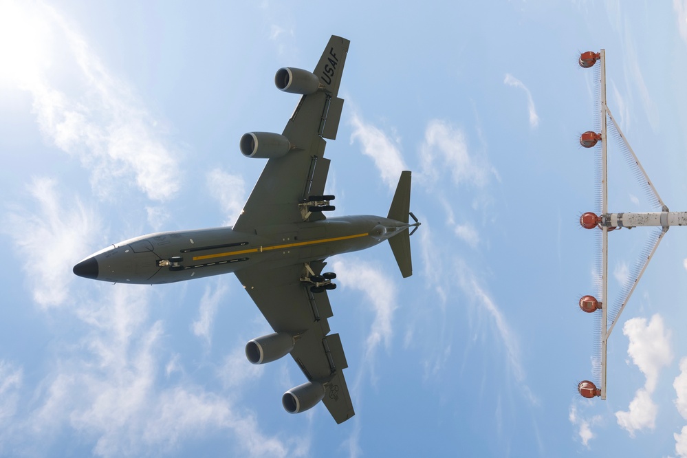 Tanker landing