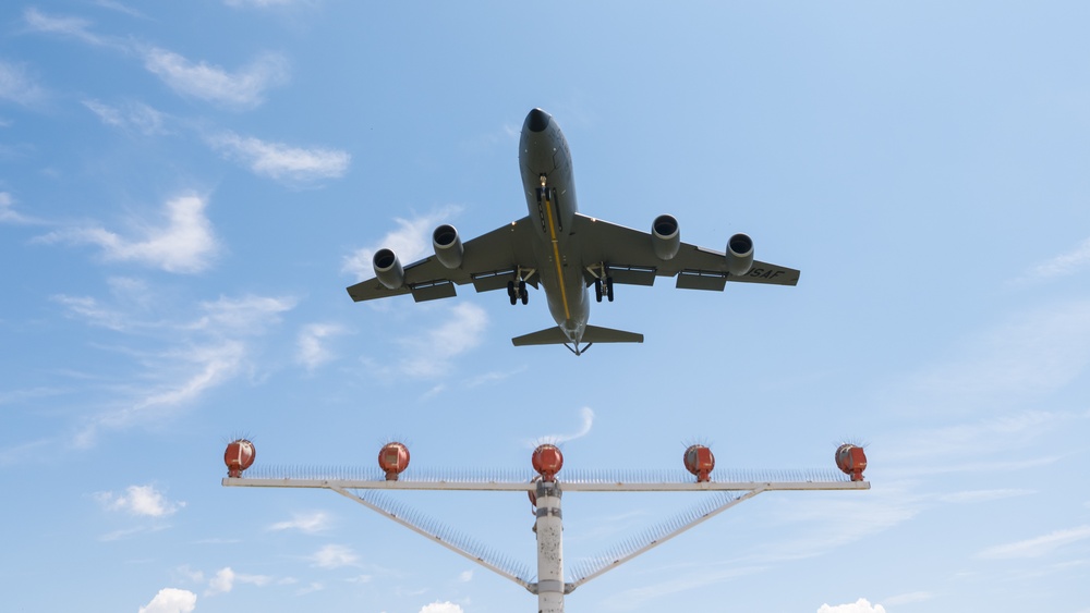 Tanker landing