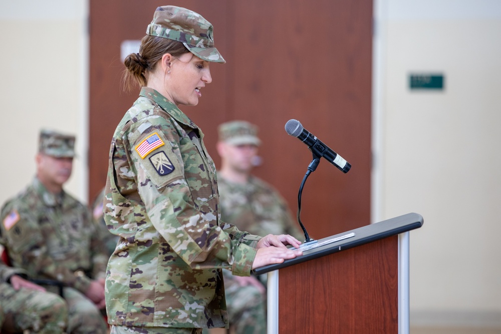 DVIDS - Images - 940th Movement Control Team Soldiers Prepare for ...