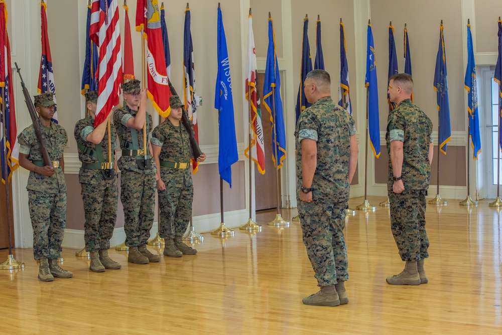 24th Marine Expeditionary Unit Change of Command