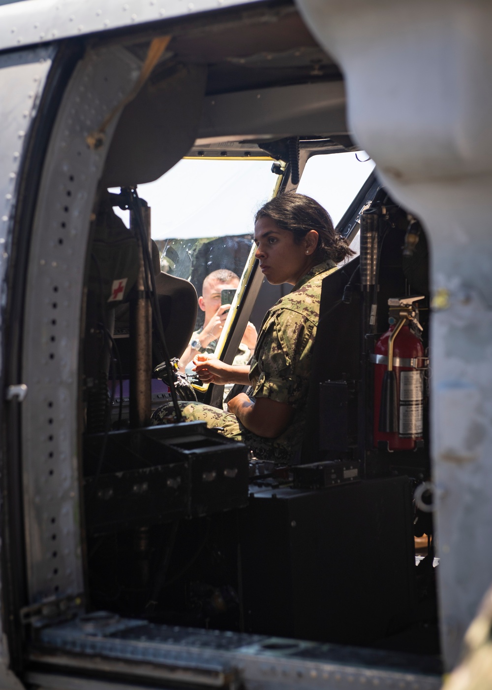 HSC-23 hosts USNA and NROTC midshipmen, June 22.