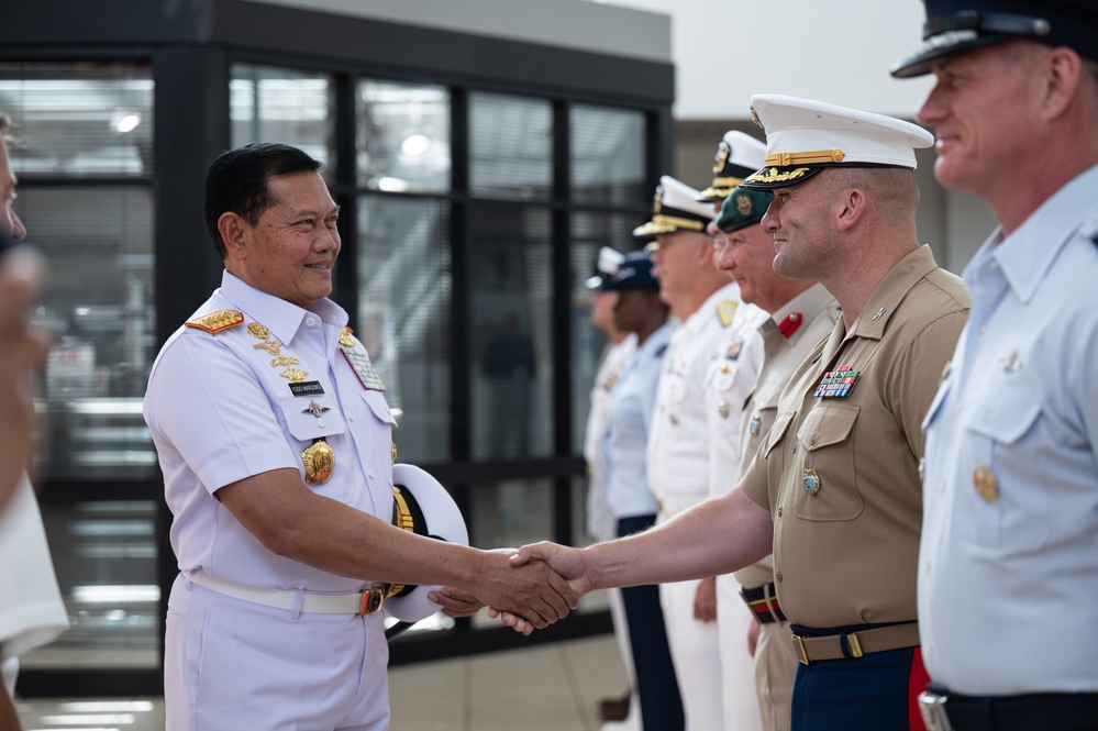 Commander of the Indonesian National Armed Forces Visits USINDOPACOM