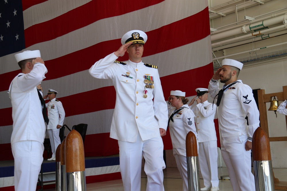 Change of Command: Maritime Patrol Squadron Nine Holds Change of Command