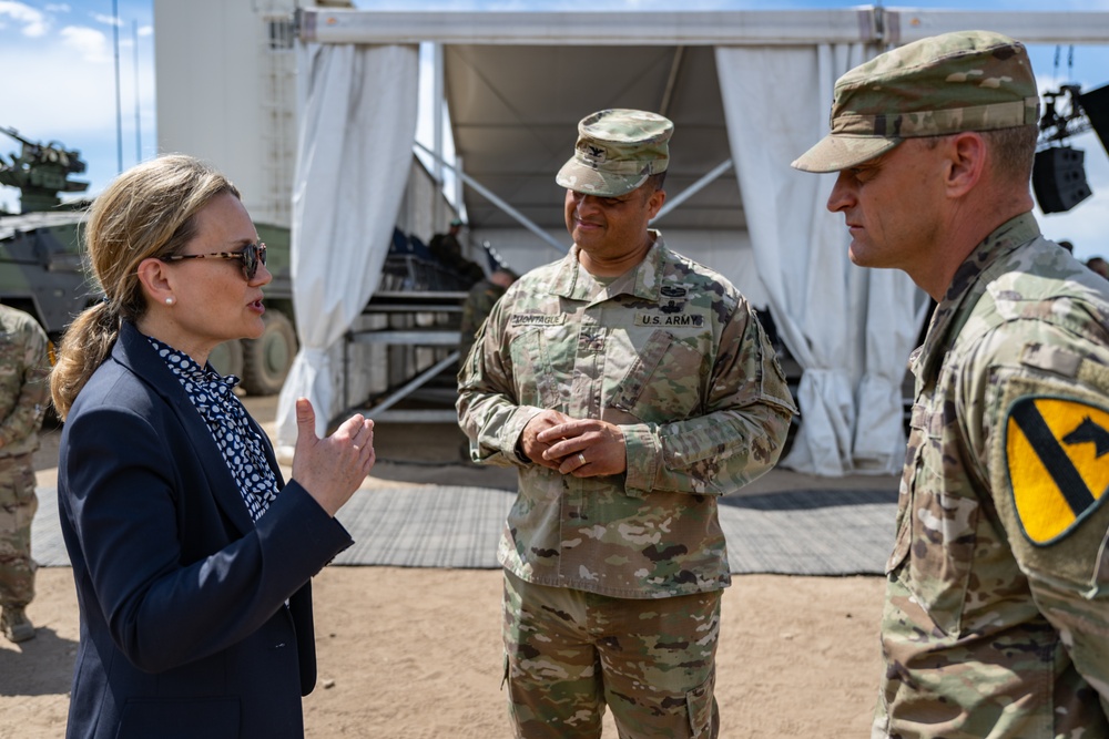 U.S. Ambassador to NATO Visits Soldiers in Lithuania