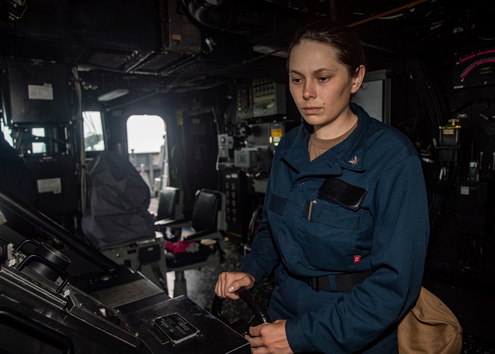 DVIDS - Images - Sailors Stand Watch Aboard USS John Finn (DDG 113 ...