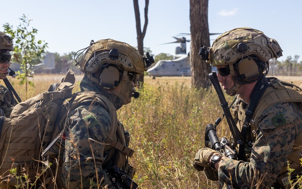 Thrash in the grass: 2/1 E Co conducts helo raid