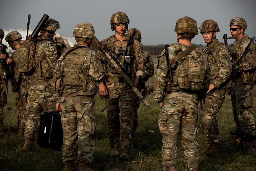 U.S. Army Soldiers from the 173rd Airborne Brigade conduct squad drills at Aviano Air Base