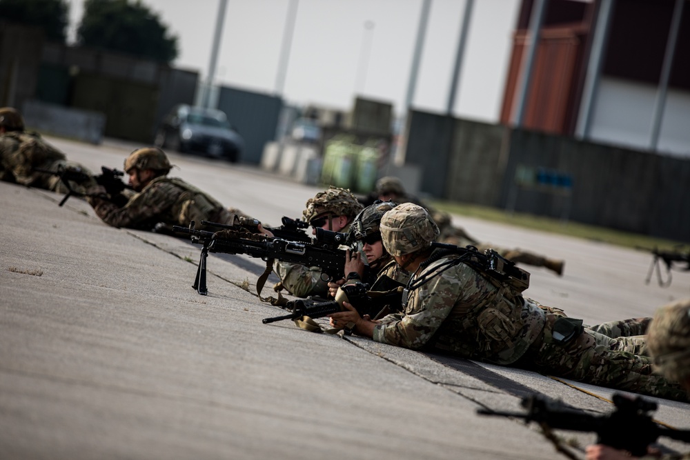 U.S. Army Soldiers from the 173rd Airborne Brigade conduct squad drills at Aviano Air Base