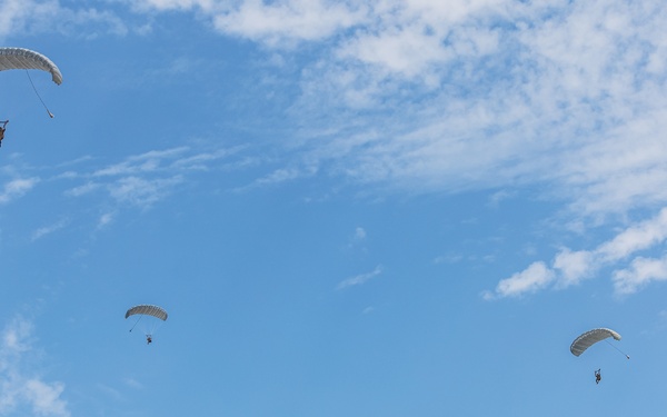 2d Recon and EODMU8 Own the Sky