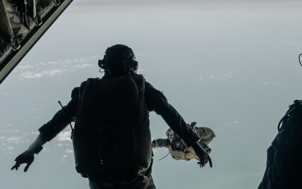 2d Recon and EODMU8 Own the Sky