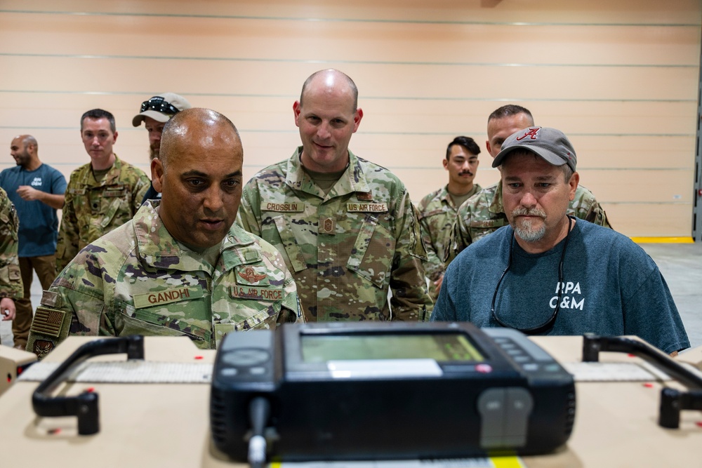 378 AEW Commander Visits Ali Al Salem AB