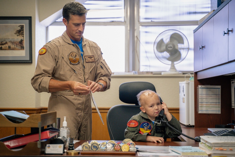 VT-31 Hosts Pilot for a Day