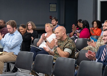 USD(P) speaks at town hall