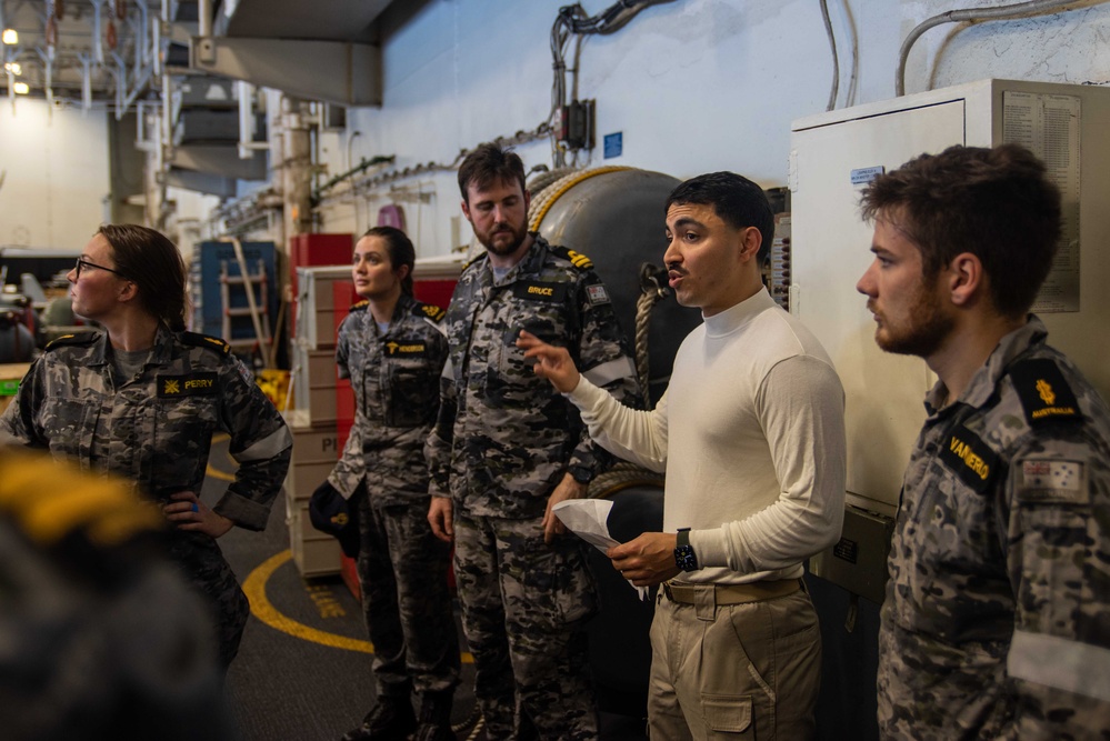 USS Ronald Reagan (CVN 76) hosts Royal Australian Navy Sailors from HMAS Anzac (FFH 150)