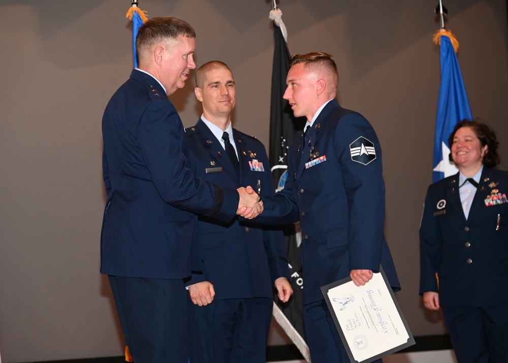STARCOM Commander U.S. Air Force Maj. Gen. Shawn N. Bratton Visits Vandenberg