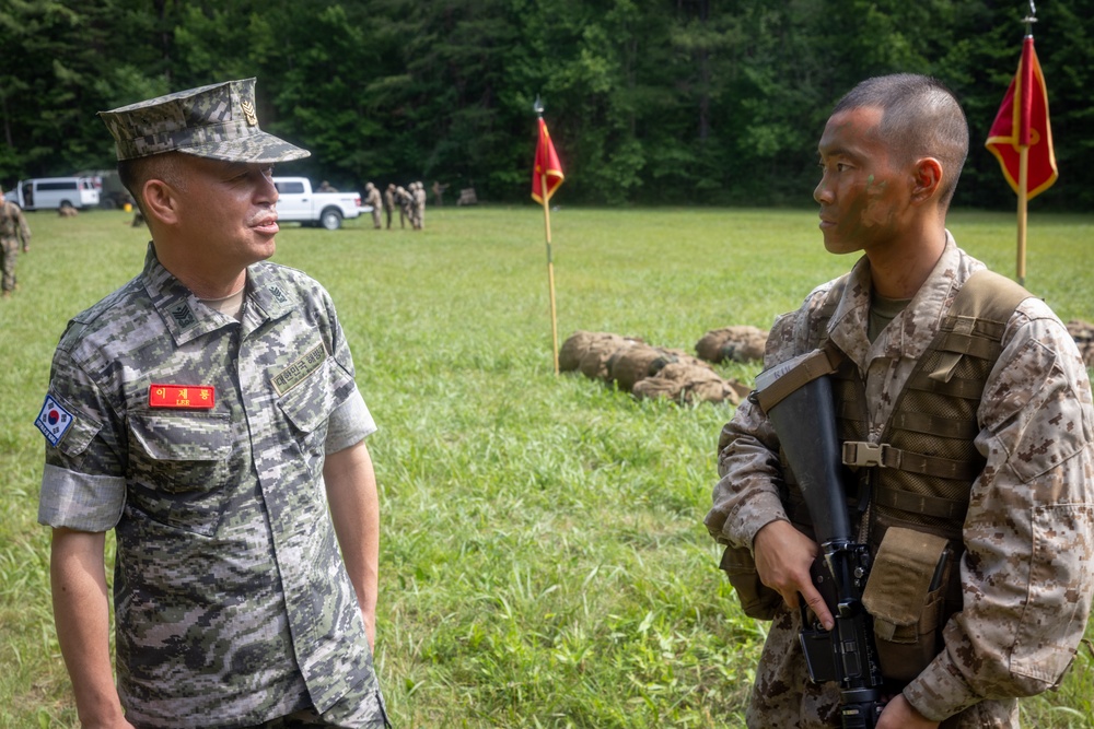 Republic of Korea Sergeant Major of the Marine Corps visits the Officer Candidate School